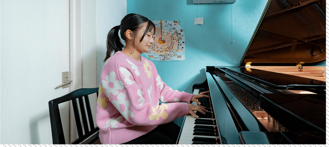 Rさん演奏風景